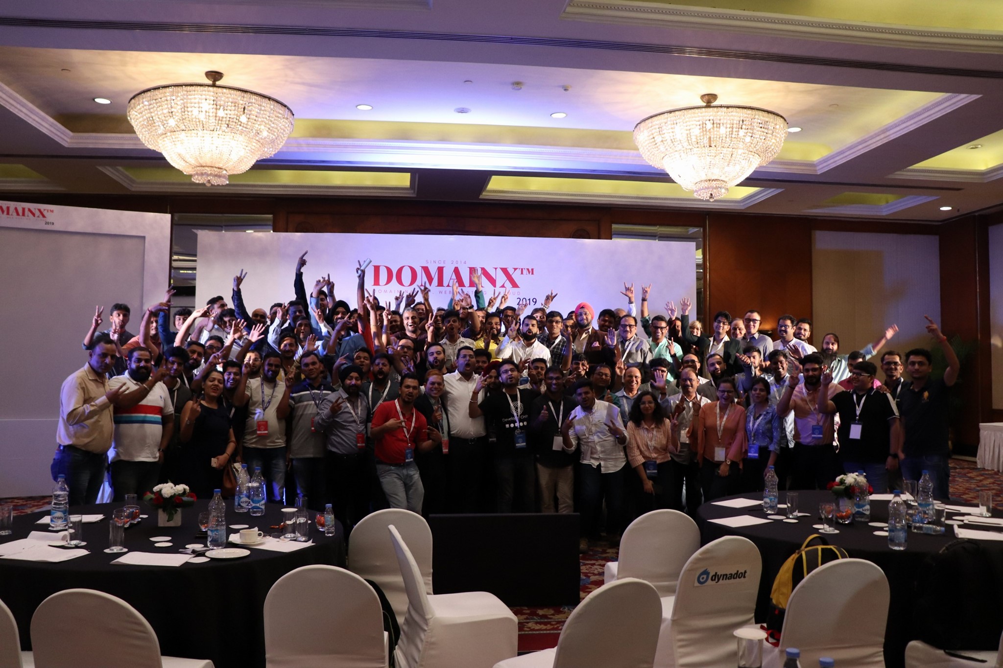 DOMAINX™ 2019